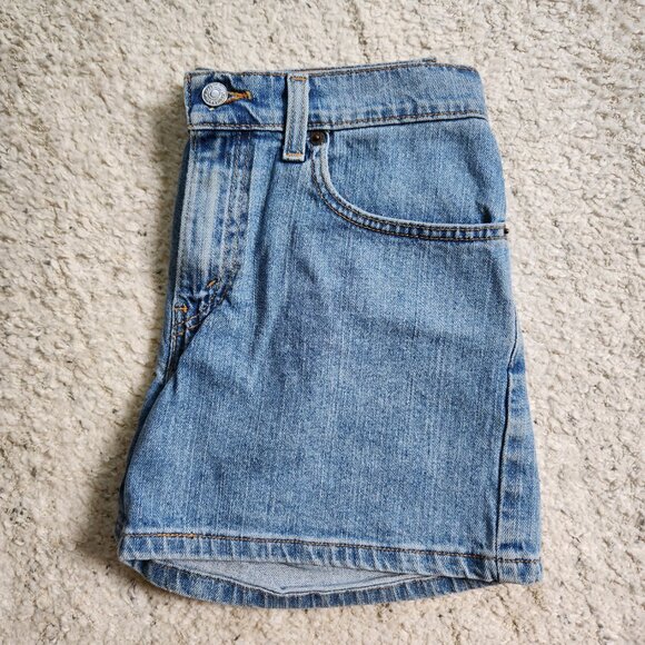 Vintage Levi's Low Rise Red Tab Denim Shorts Juniors Size 3 - Picture 2 of 16